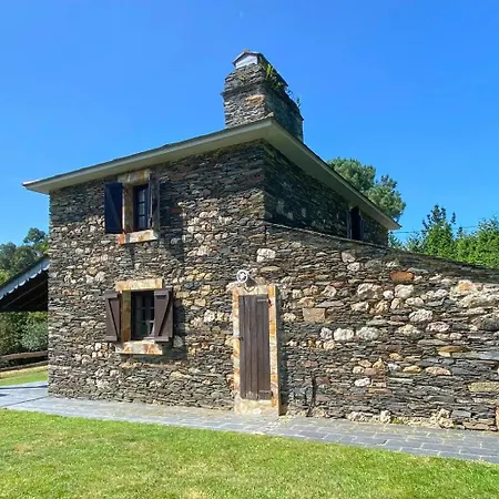 Aldea Lamacido Holiday home